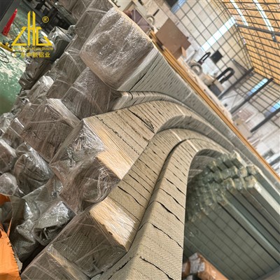 CNC алуминиеви извити профилни тръби