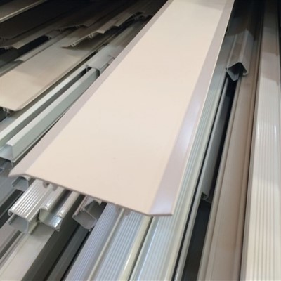 Екструдиран алуминиев профил на жалузи